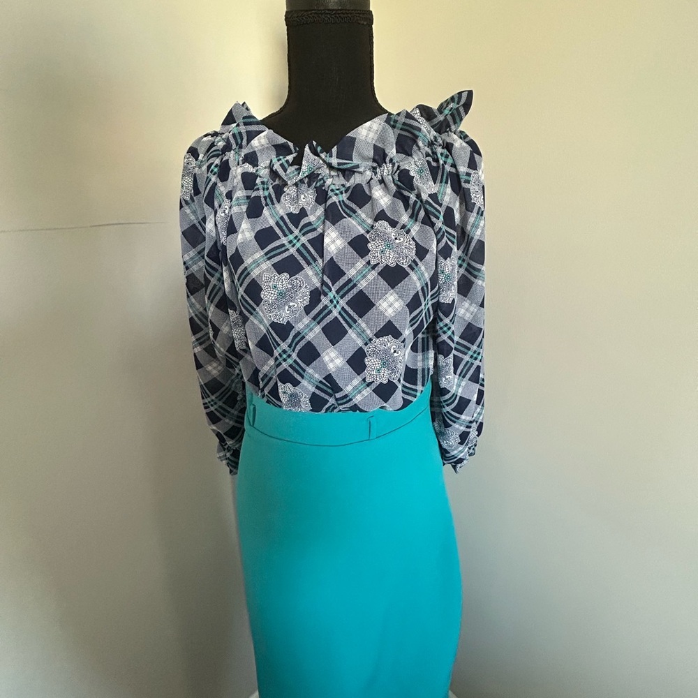 NWOT Lila Kass Elegant Teal Dress, size 8, Made in Ukraine